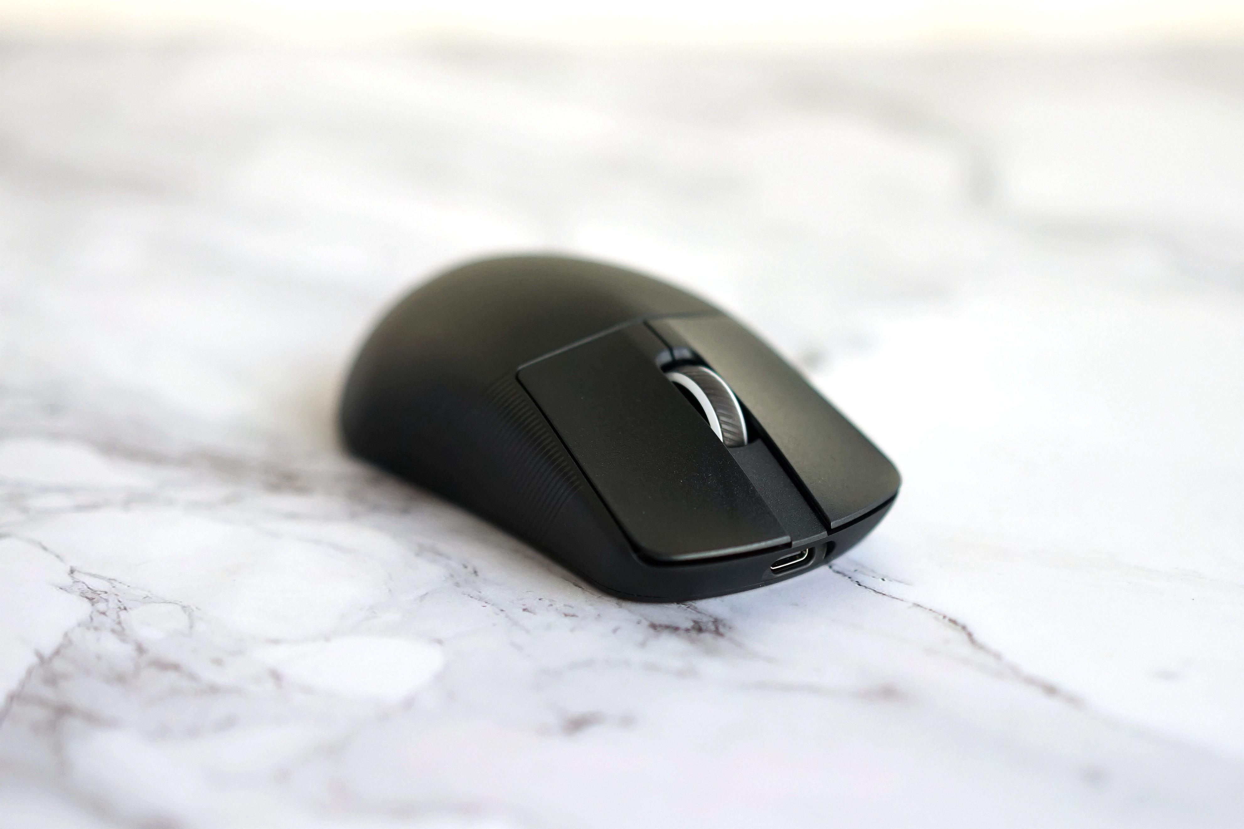 rog龙鳞鼠标对比gpw2,rog龙鳞鼠标怎么样