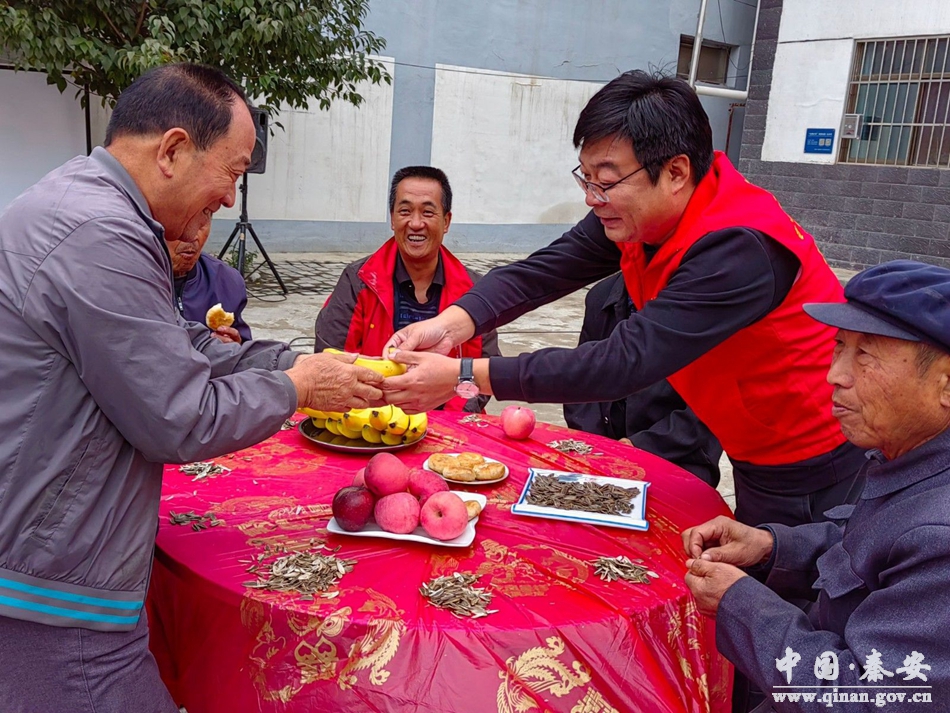 九九重阳节浓浓敬老情简介,九九重阳节，浓浓敬老情