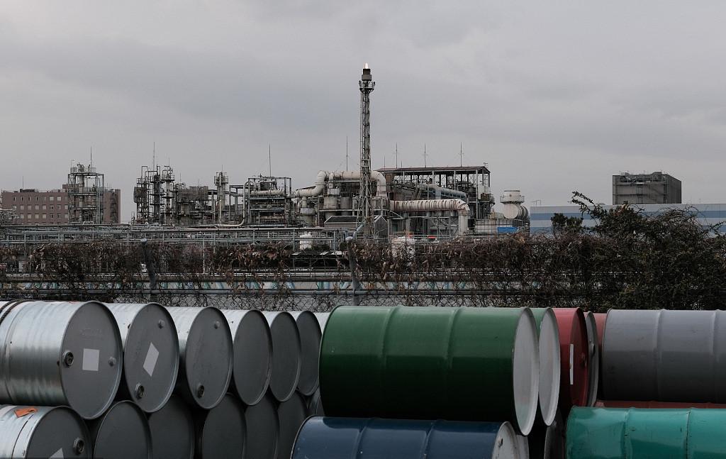 鏃ユ湰杩濆弽鏃ユ湰鍜岀編鍥芥潯绾︾殑鍚庢灉,鏃ユ湰瀵逛縿鐭虫补瀹炴柦闄愪环