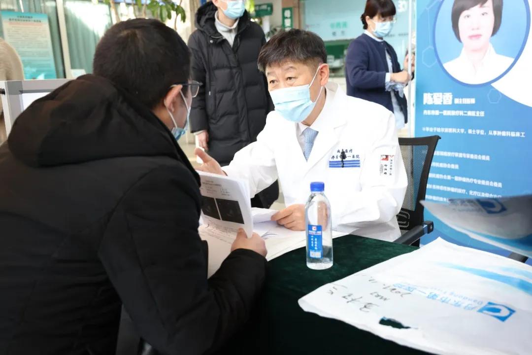 丹东第一医院放疗设备,丹东产的数码程控音频脉冲治疗仪