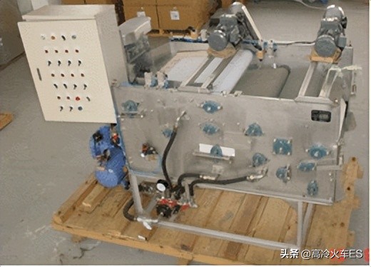 污泥脱水工艺流程视频,梅州陶瓷污泥脱水干化设备