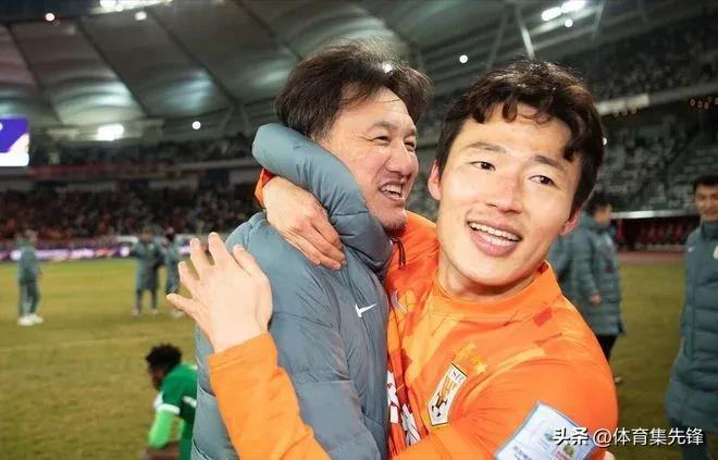 韩国队孙准浩和孙兴慜,孙准浩跻身韩国队世界杯阵容