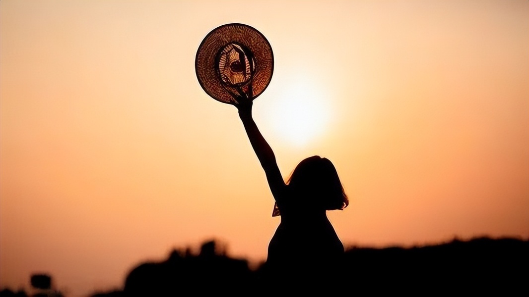 13岁女孩抑郁症有自残,青春期女孩抑郁症有自残