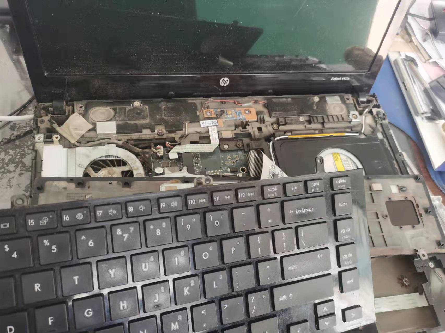 hp笔记本更换固态视频,老hp笔记本加装固态硬盘