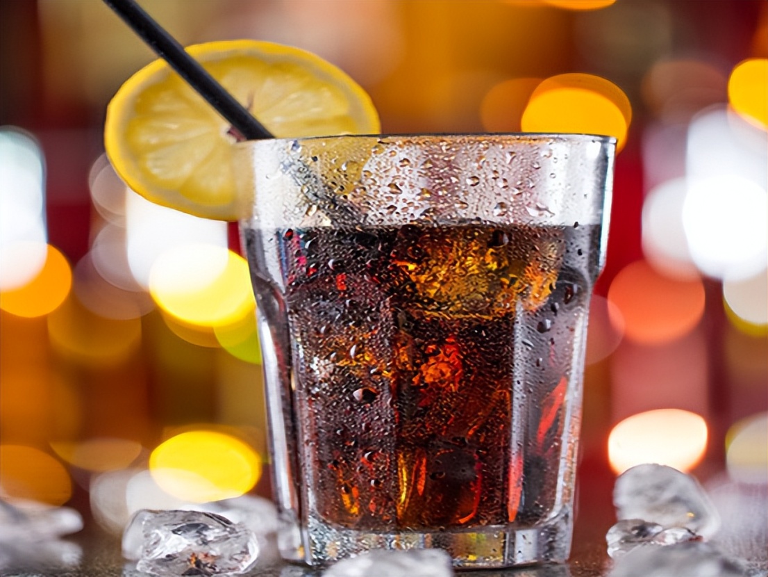 可乐是对身体不好吗,可乐喝多了有什么好处和坏处