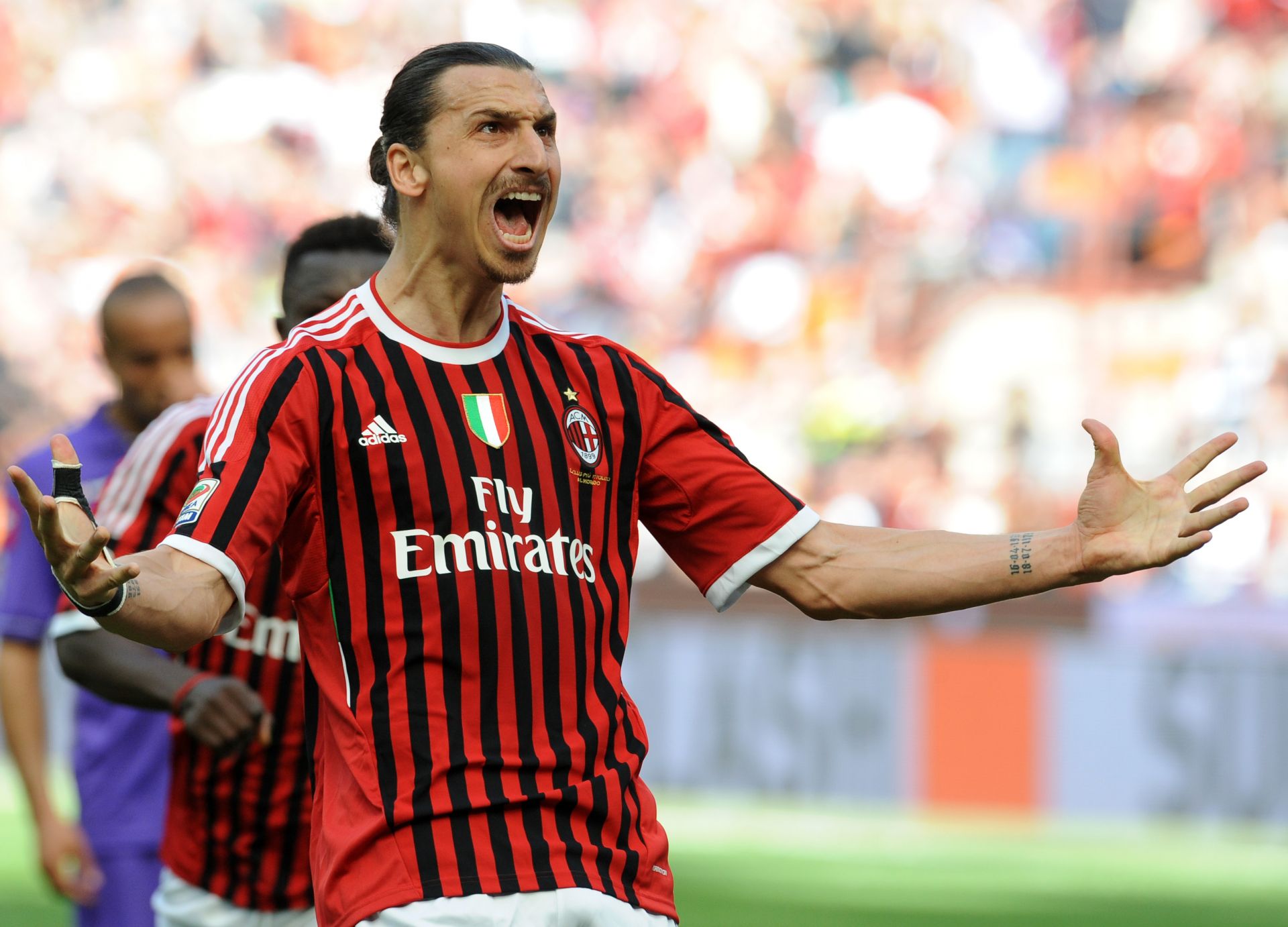 足球最强壮的十大球星,足球top10中超