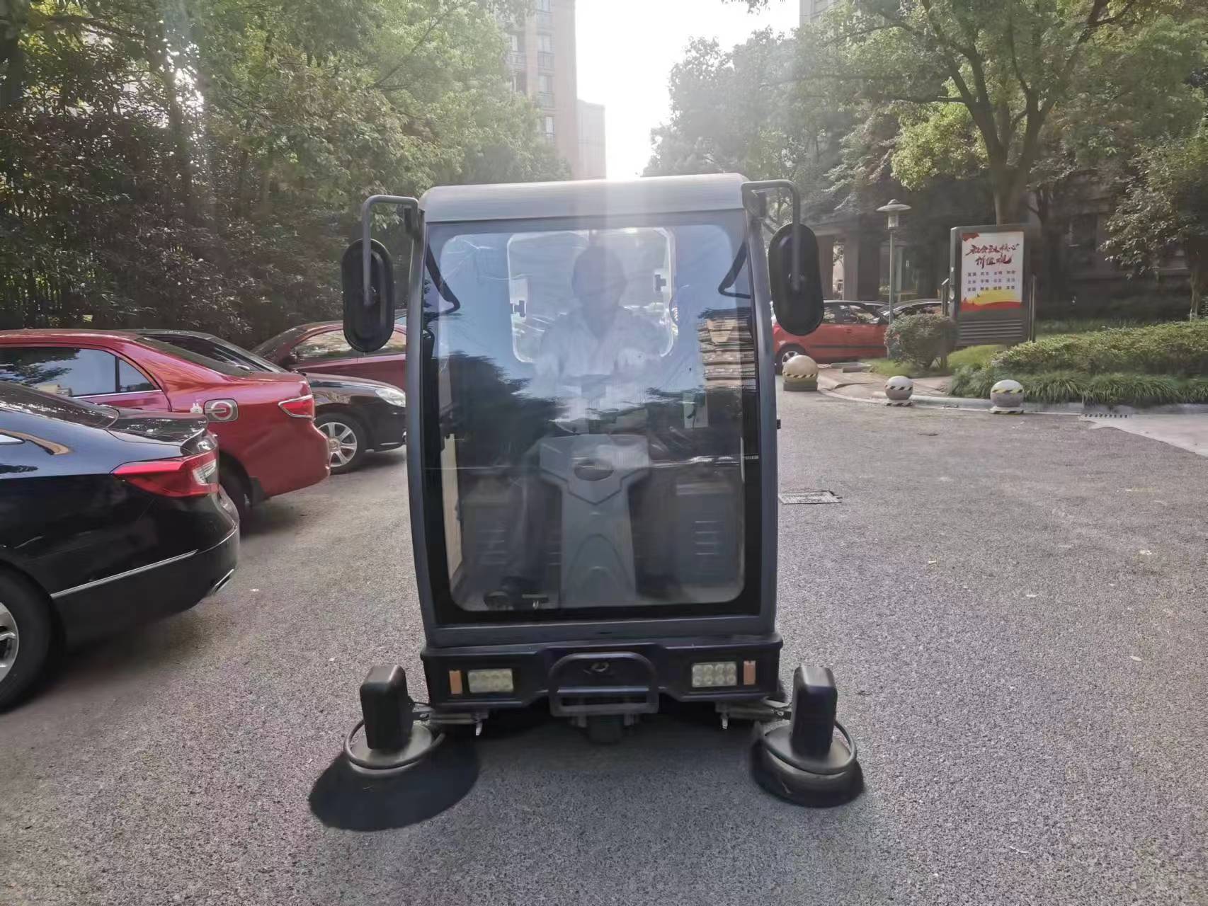 幸福荣安｜一面面锦旗背后的服务“温度”