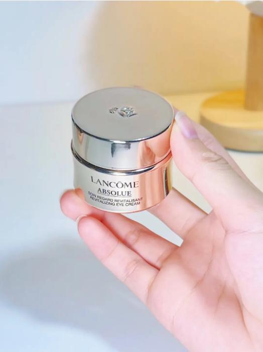 娇兰眼霜和海蓝之谜哪个好用,兰蔻眼霜和海蓝之谜哪个眼霜更好