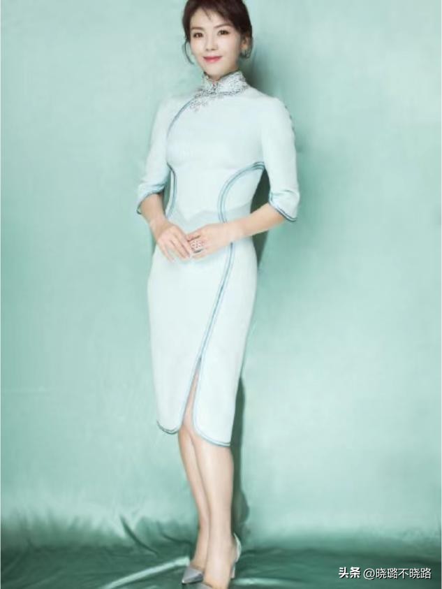 魅力女人就穿这一款旗袍裙,适合中年女性初秋大牌高贵旗袍裙