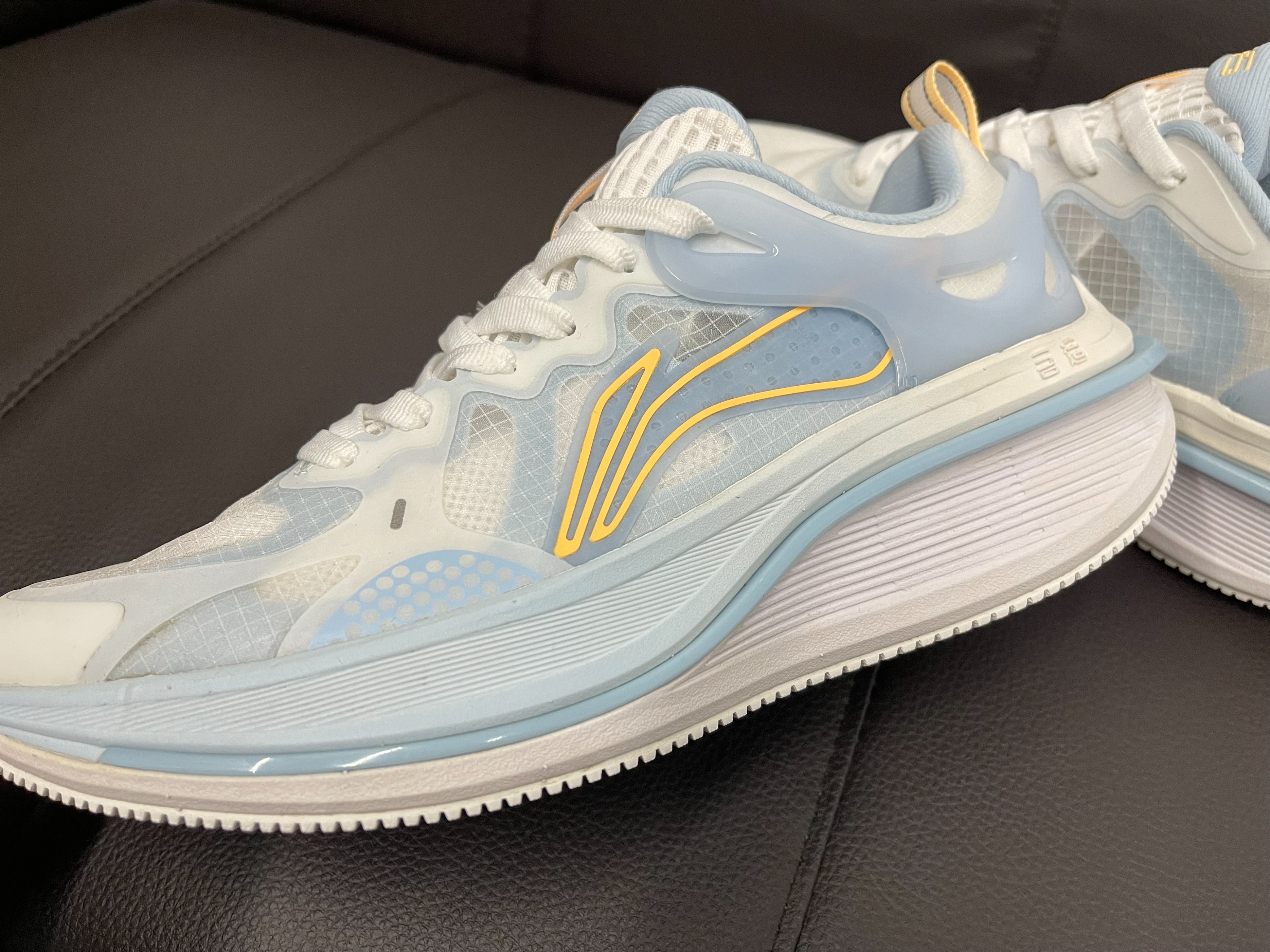 吾适lite2.0是什么中底,吾适lite2.0真实测评