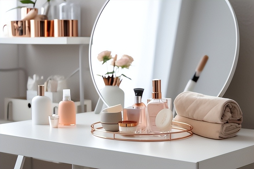 夏天太热护肤品可以放到冰箱里吗,炎热夏天用什么护肤品