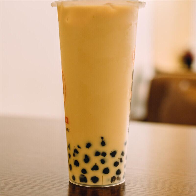 一家自己开的小奶茶店能挣钱吗,加盟古茗奶茶店真的能挣钱吗