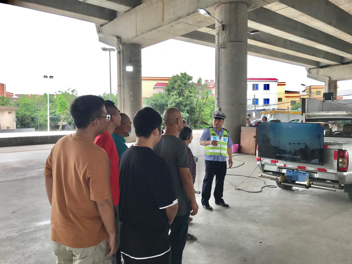 美丽乡村交通安全巡回宣传视频,美丽乡村行交通安全我先行