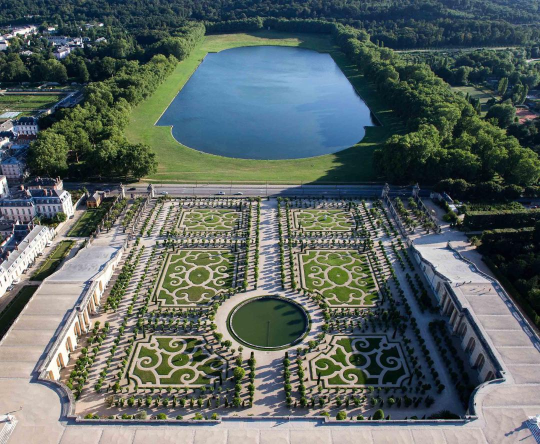 凡尔赛宫的园林,凡尔赛宫花园面积