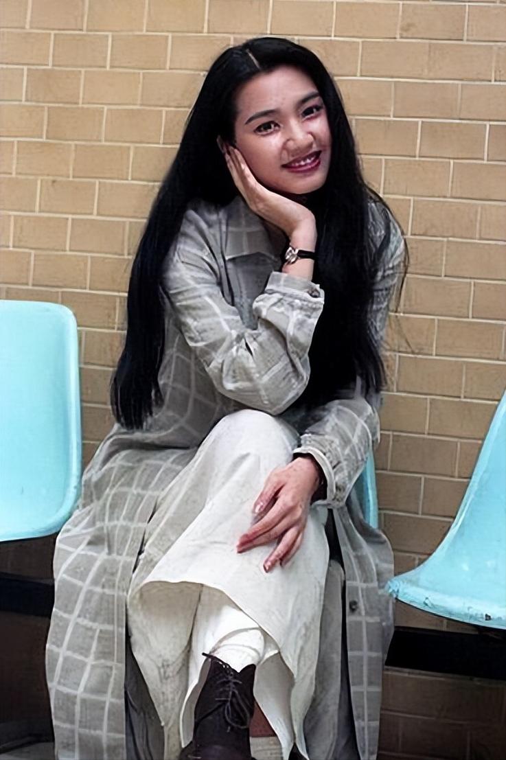 洪欣张丹峰官宣离婚视频,洪欣张丹峰官宣离婚评论