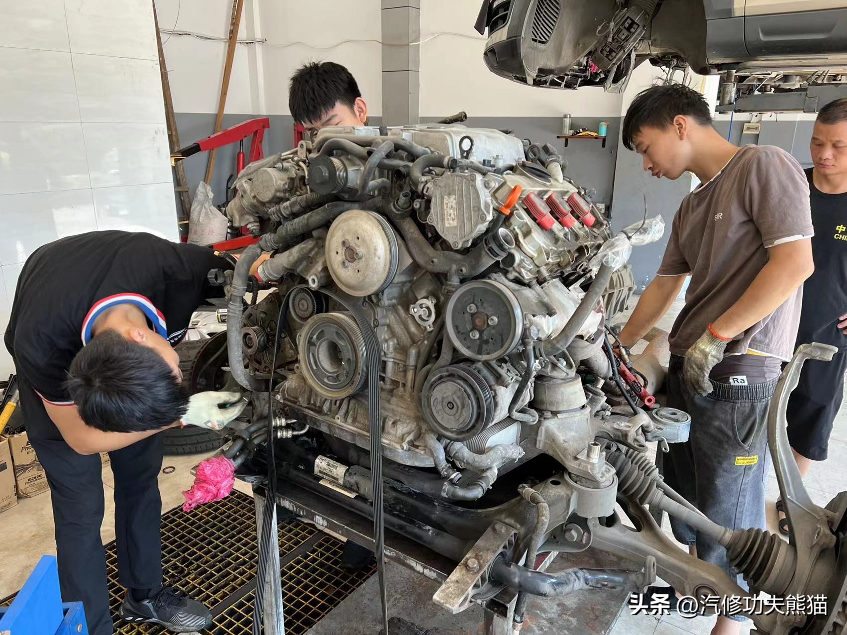 不坑穷人的好车视频,19款奥迪q73.0t烧机油大修全过程