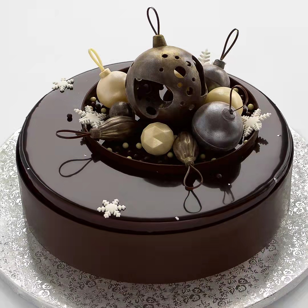 价值2000元的完美镜面蛋糕有多美？顶级镜面蛋糕设计欣赏