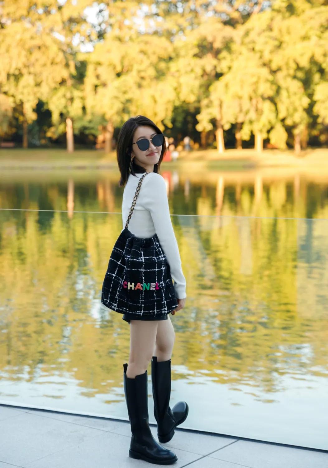 唐嫣在机场时背的焦糖色包,唐嫣曾经用过哪些包包