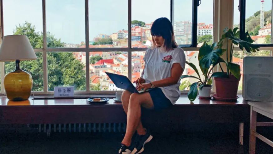 一边旅行，一边挣钱？“数字游牧”浪潮下的香港抉择