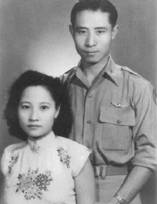 48年一国军军官被下令枪决，行刑前他拒绝下跪，高呼：毛主席万岁