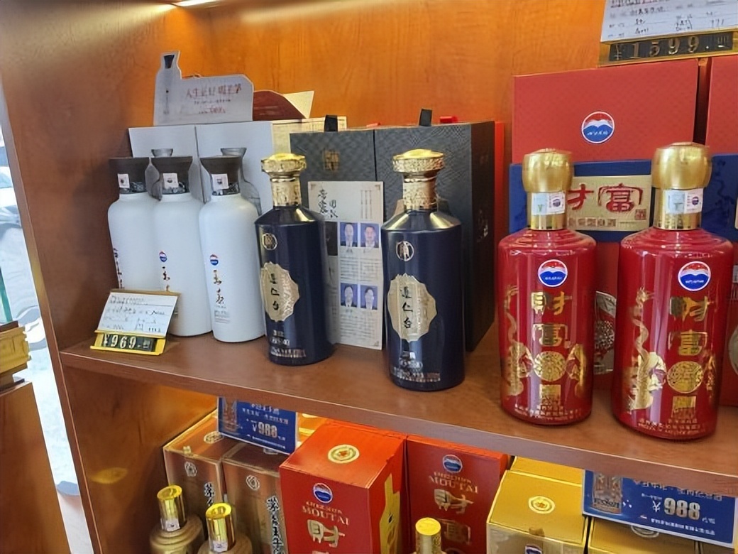 酒喝了不头疼但是口干什么原因,喝完酒头晕口干怎么缓解