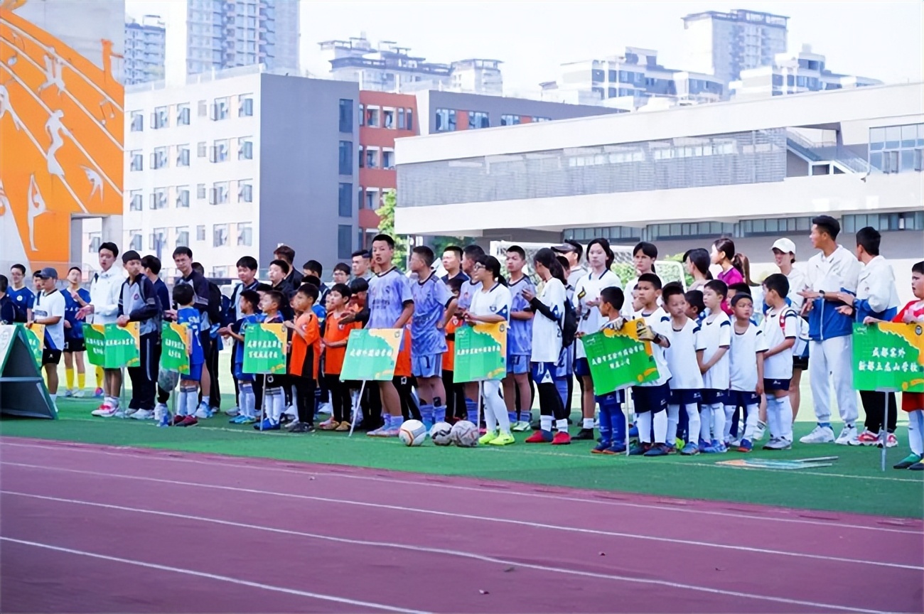 成实外教育集团大学,成实外高中足球校队