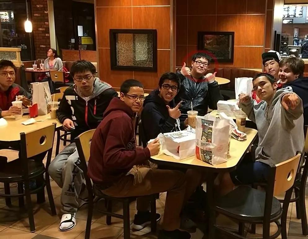 罗京去世前医院里的视频,罗京患癌住院花了多少钱