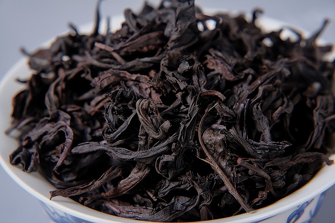 茶叶红茶和绿茶的区别在哪里,茶叶里红茶与绿茶有什么区别