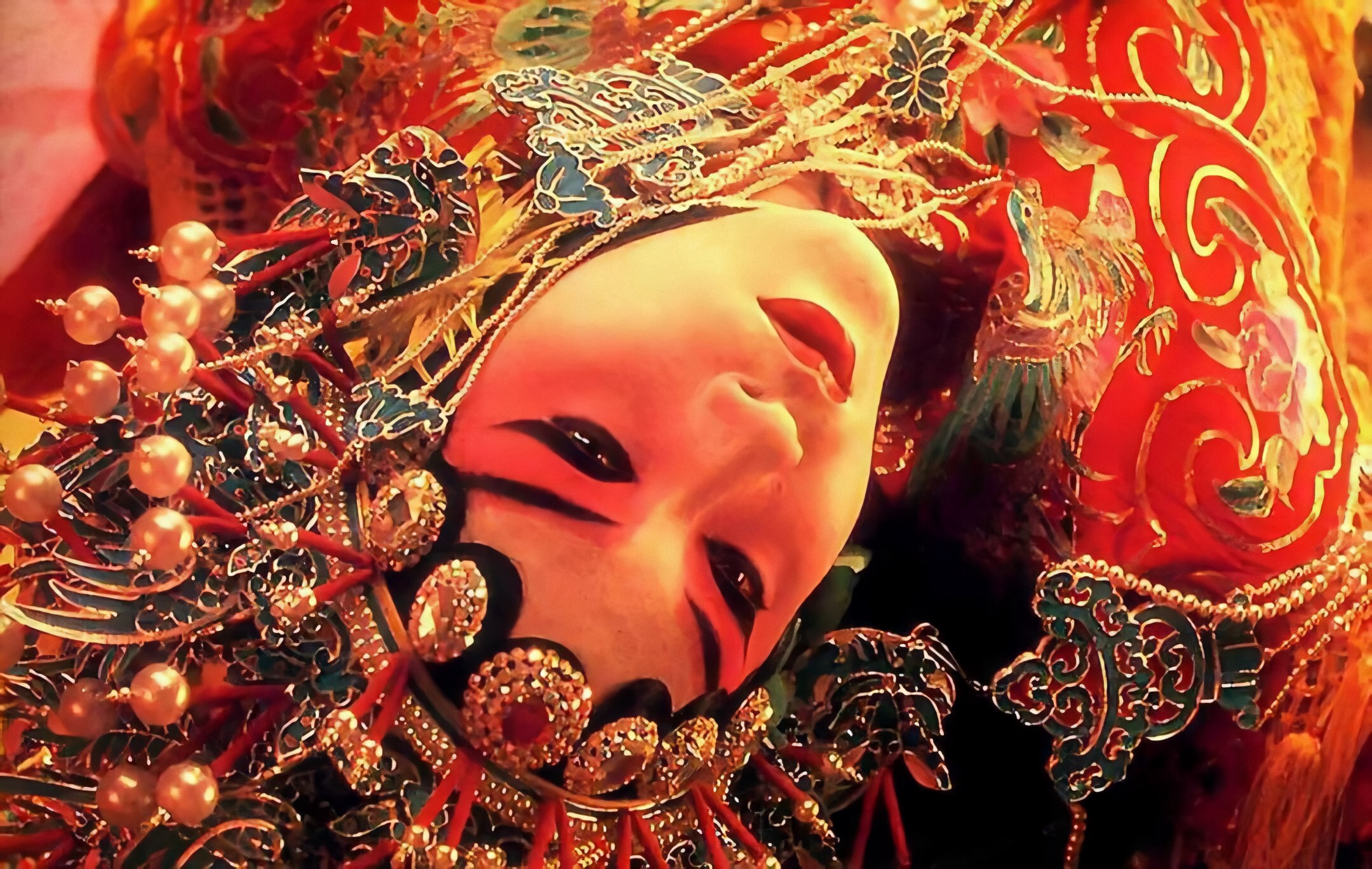 80年代一部爱情电影庐山恋,爱情经典电影庐山恋佳片欣赏