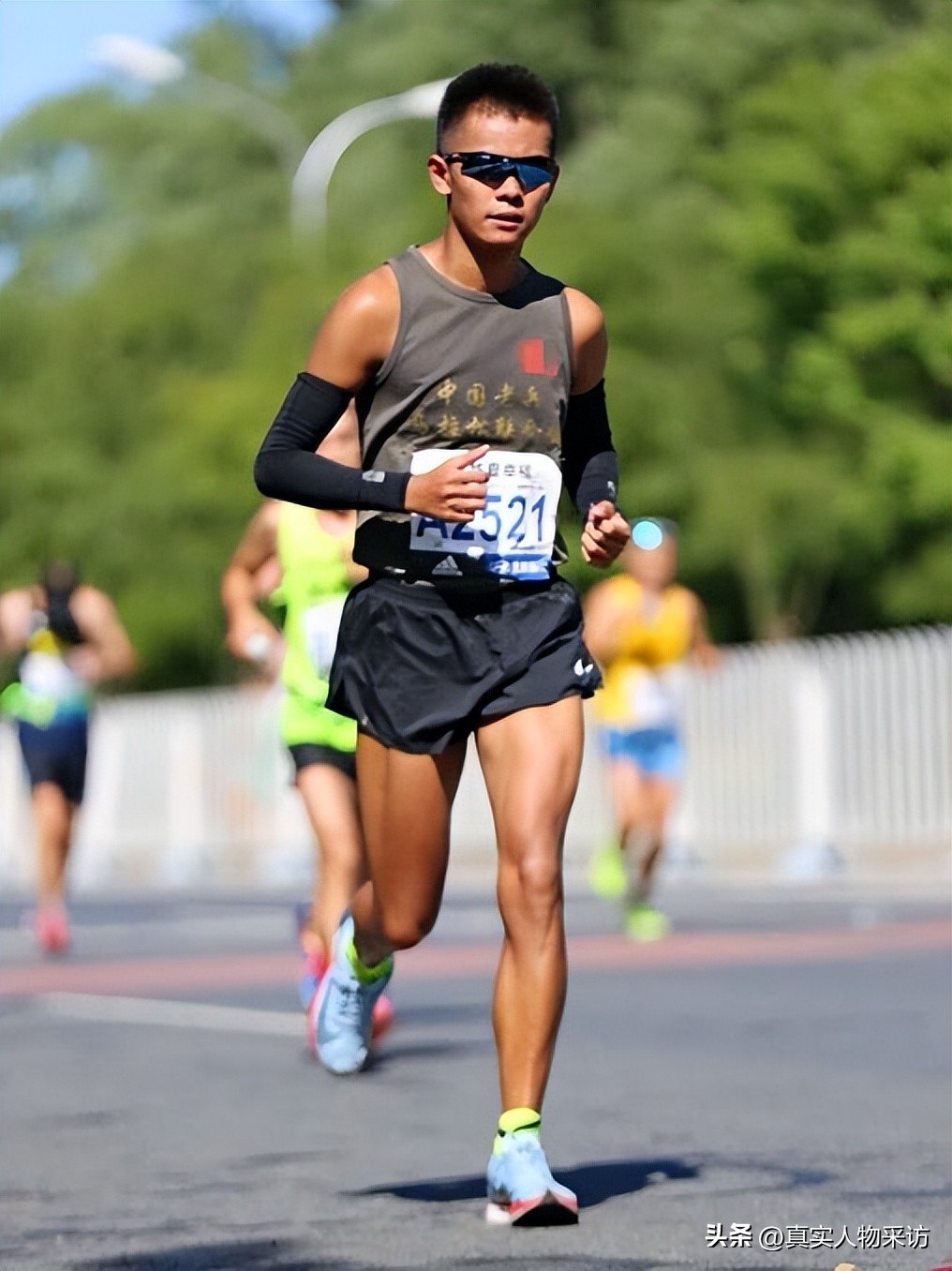 赴台老兵后人郑州寻根觅亲,台湾河南籍老兵亲属大陆寻根