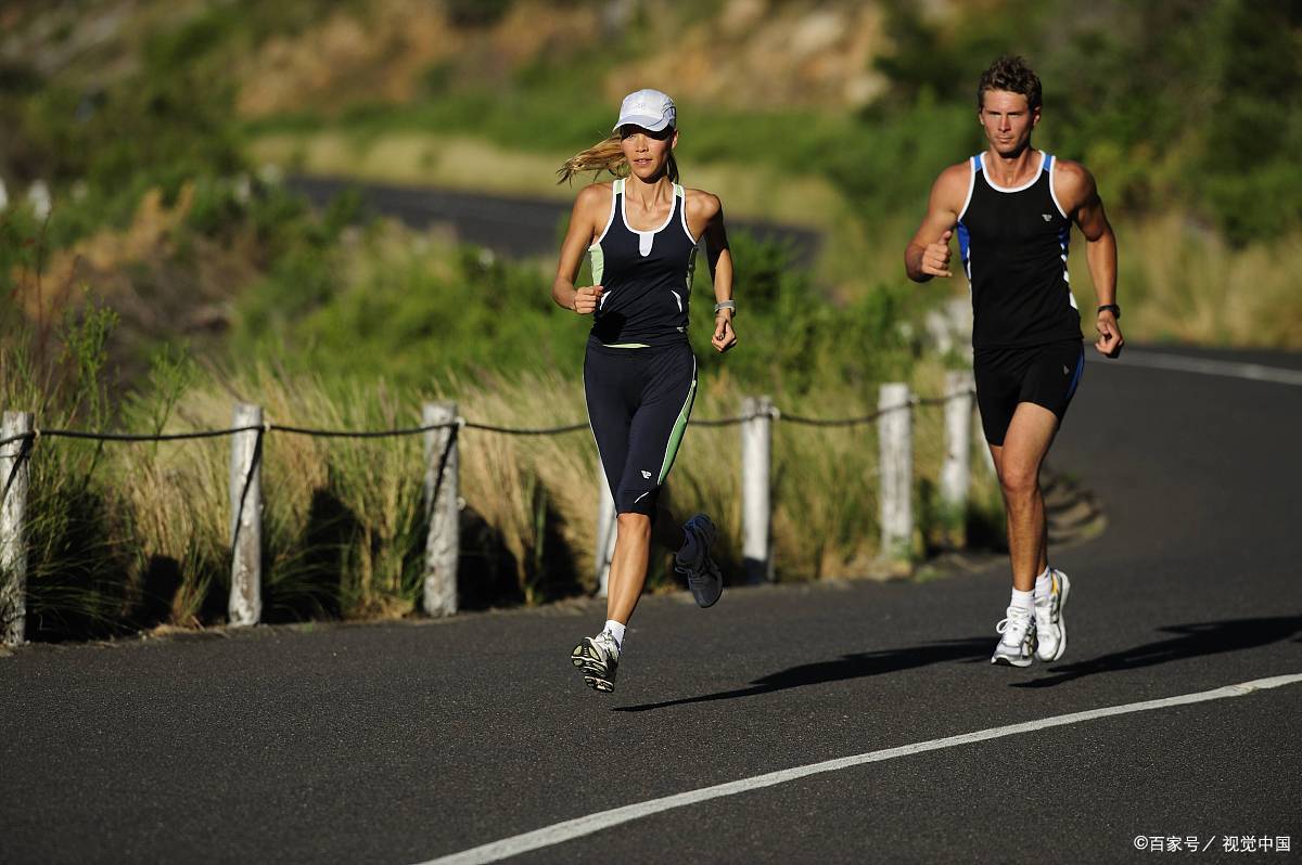 一个人在家怎么让自己快乐一点呢,如果什么也做不了那就老实呆在家