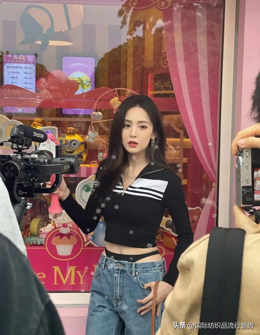 娜扎束脚哈伦裤,娜扎单眼皮连体裤