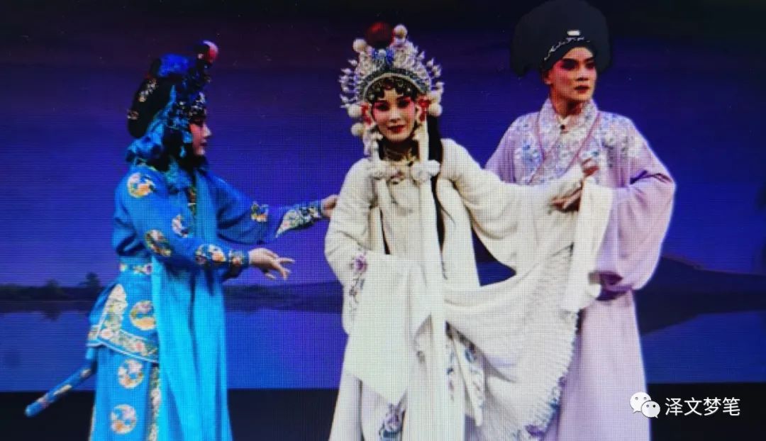 具有活力的地方戏淮剧,弘扬戏曲文化经典淮剧