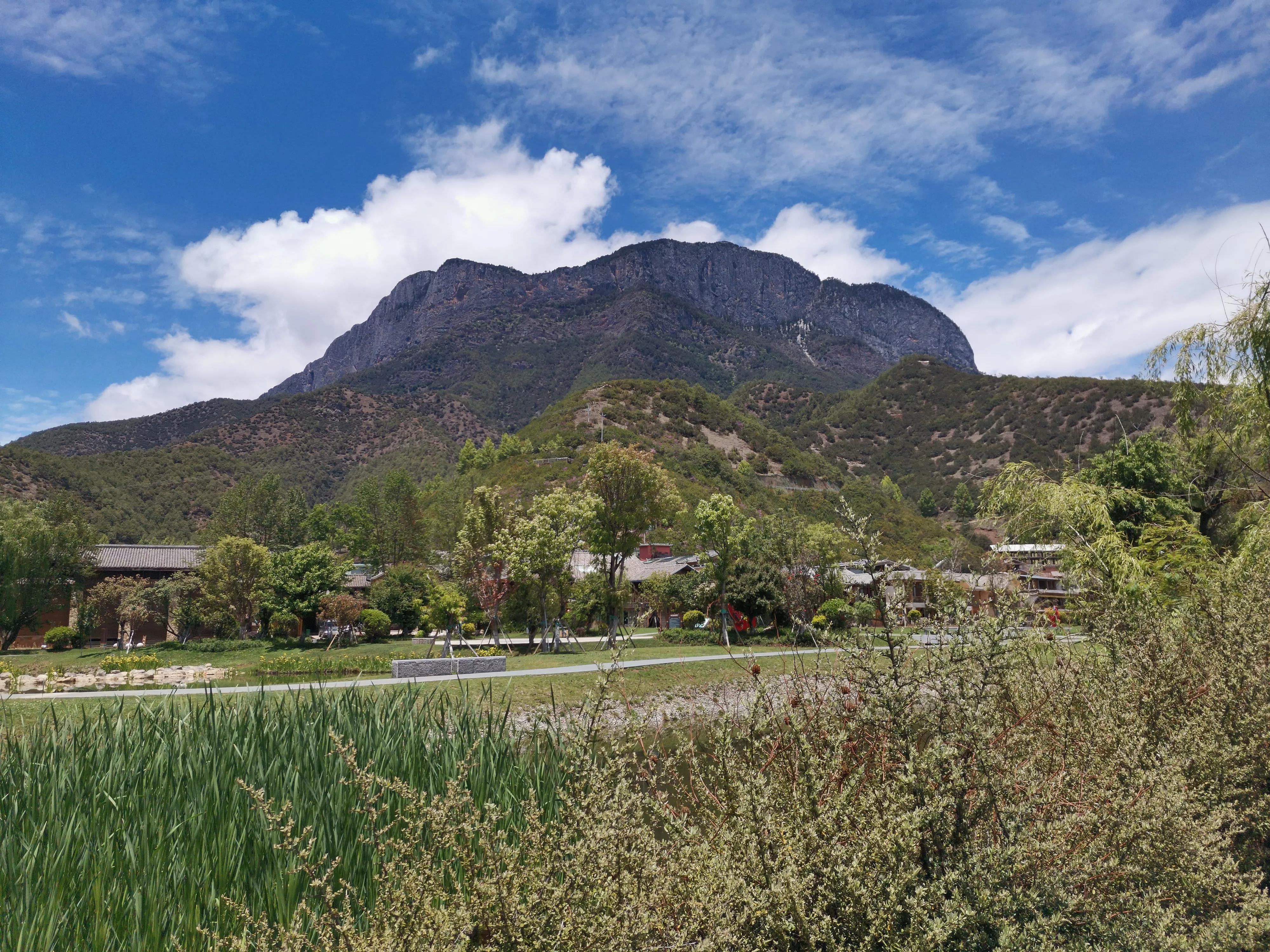 泸沽湖值得去吗七月底,泸沽湖6月份值得去吗