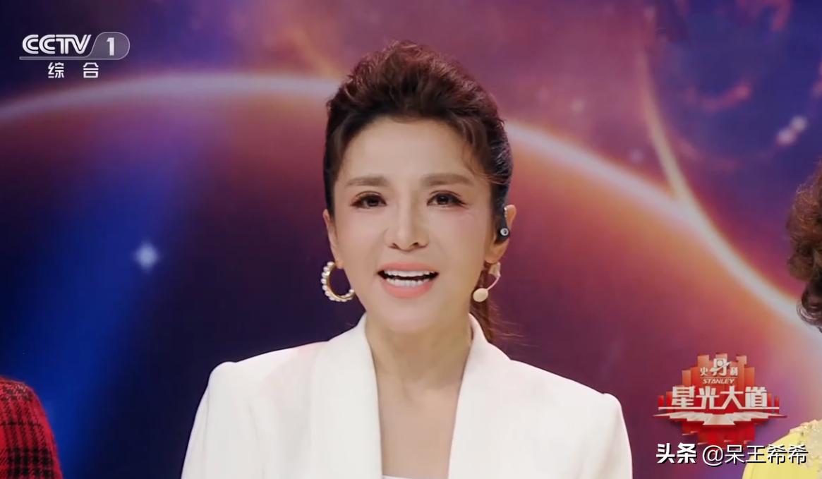 星光大道主持人出错,星光大道新主持人收视率