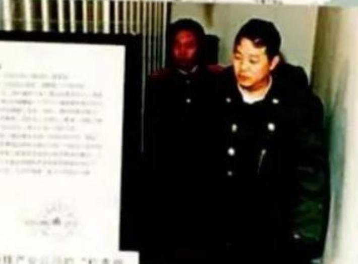 长城公司仅用九个月集资10多亿，波及17省，93年中央为何紧急终止