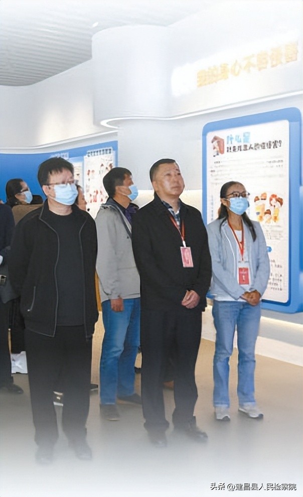 行走在辽阔的草原,行走在澜沧江畔