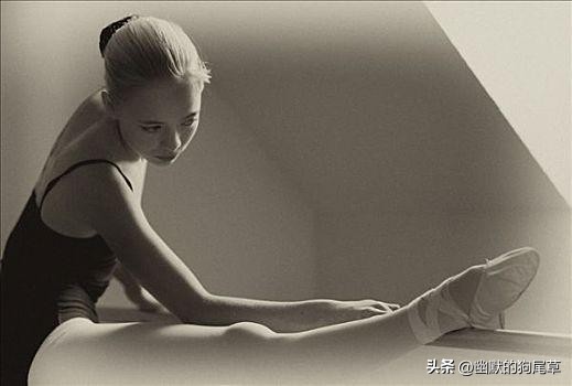 芭蕾舞为什么用脚尖跳舞,为什么要踮脚跳舞