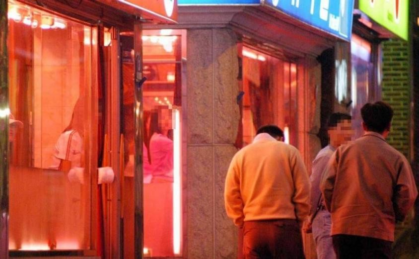 韩国色情业为何如此猖獗？100多万女性受害，打黄18年越打越黄？