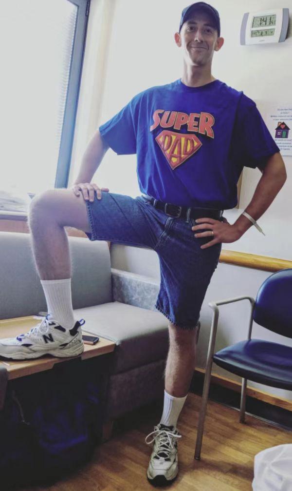 为什么新百伦的鞋型和nb一模一样,为什么新百伦运动鞋是潮鞋