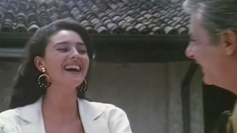 1992年莫妮卡电影,莫妮卡最火爱情片完整版