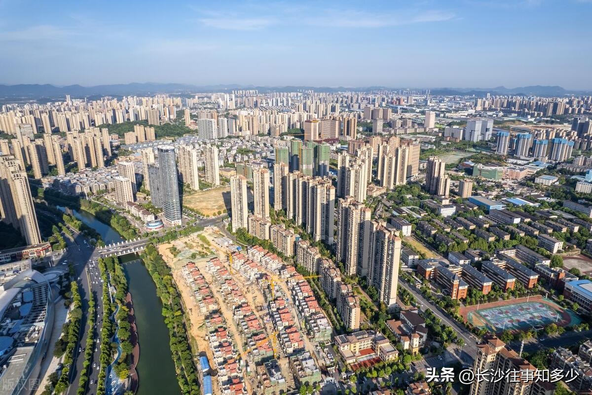 高考成绩一出，长沙房产*局骗**就戳爆了，尤其是被吹上天的梅溪湖