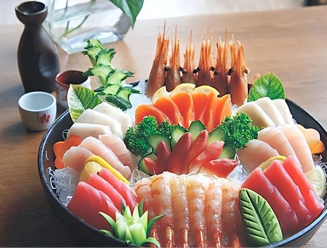 两千块吃日料够吗,在日料店吃到爽是什么体验