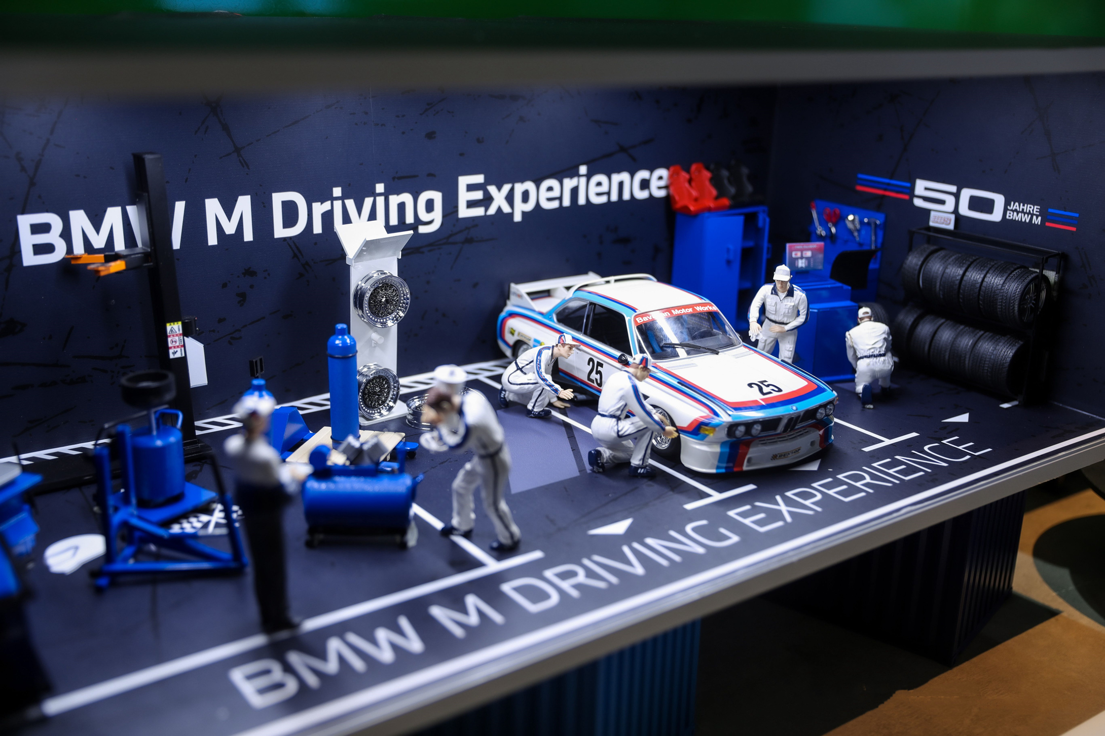 宝马50周年m标,宝马M系列50周年纪念