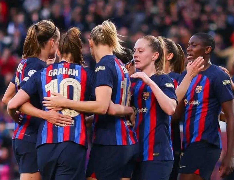 巴萨女足提前锁定西甲冠军,巴萨夺冠庆祝典礼2018