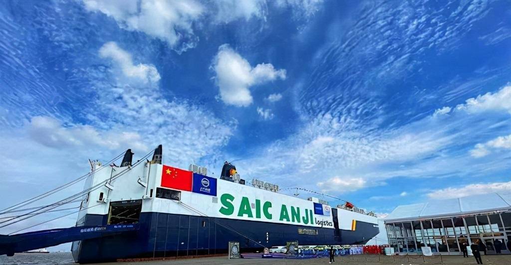 国产“七巨头”销量公布：比亚迪杀疯，长安还是斗不过吉利？