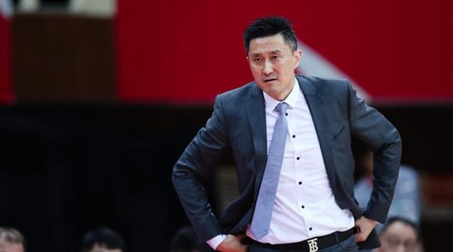 广东赢北京赵睿抱杜锋,广东男篮赵睿今天消息视频