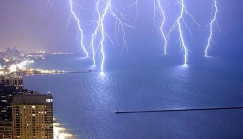 十大经典抓拍照片,100张绝美摄影照片