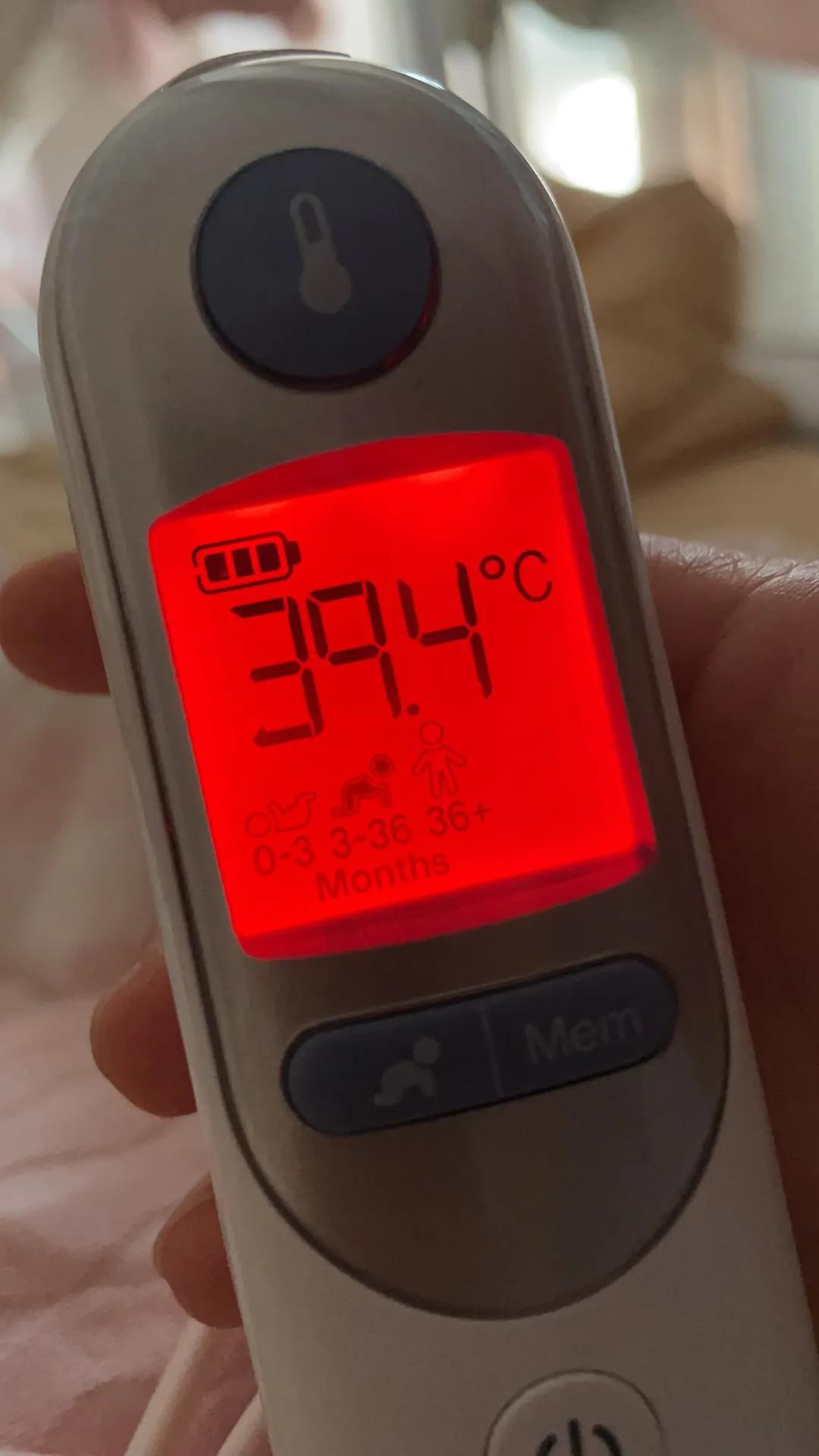 一岁宝宝突然发高烧反反复复,一岁半的孩子持续高烧五天了