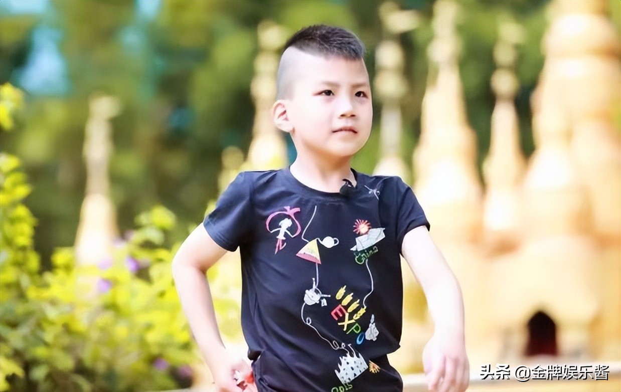 如何培养孩子这件事，张亮和李湘应该多向胡军和田亮取经